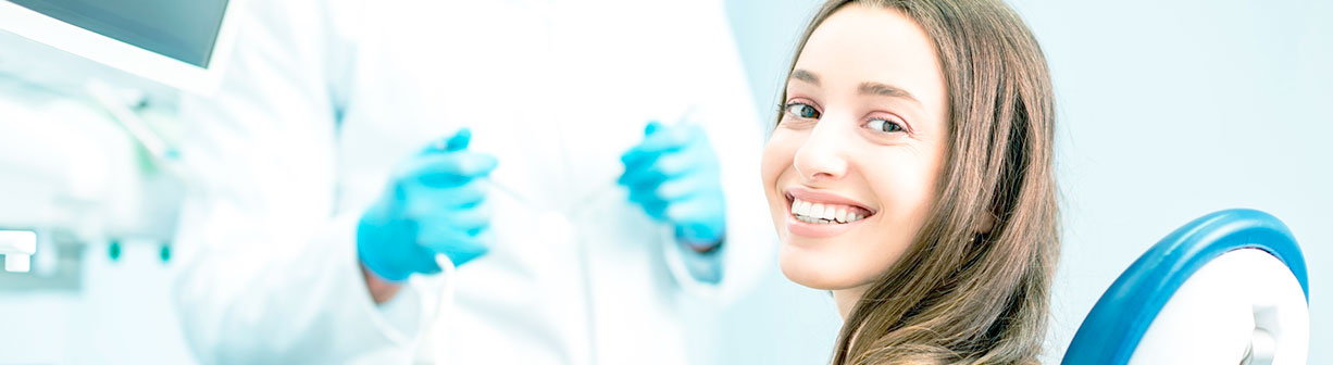 Стоматолог-терапевт отвечает на вопросы пациентов